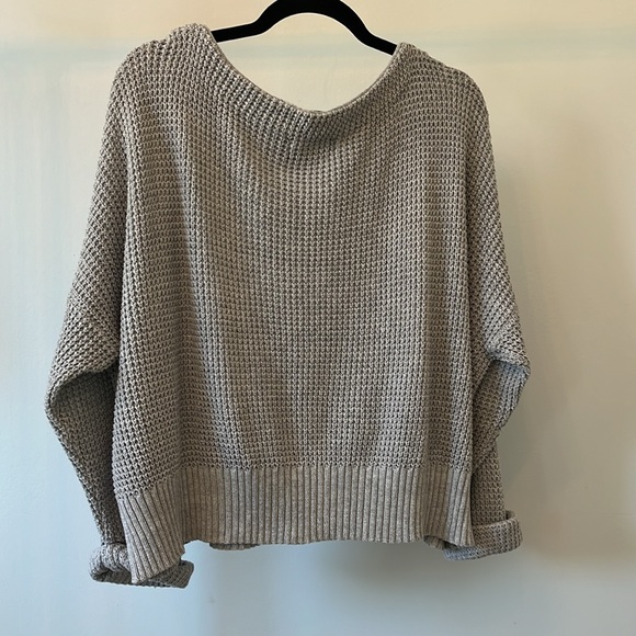 Mink Pink Grey Cropped Sweater - Picture 4 of 4